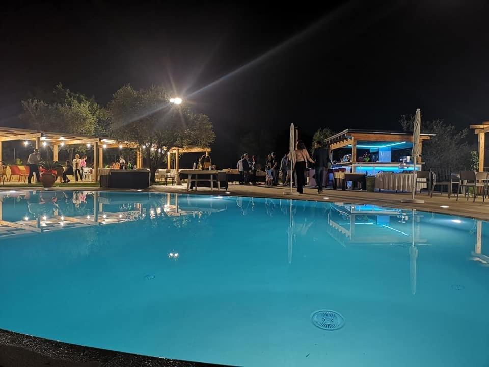 Agriturismo Il Castagneto بادولا المظهر الخارجي الصورة