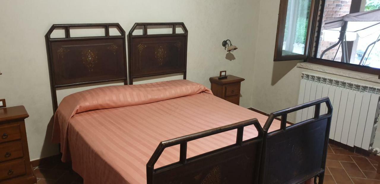 Agriturismo Il Castagneto بادولا الغرفة الصورة